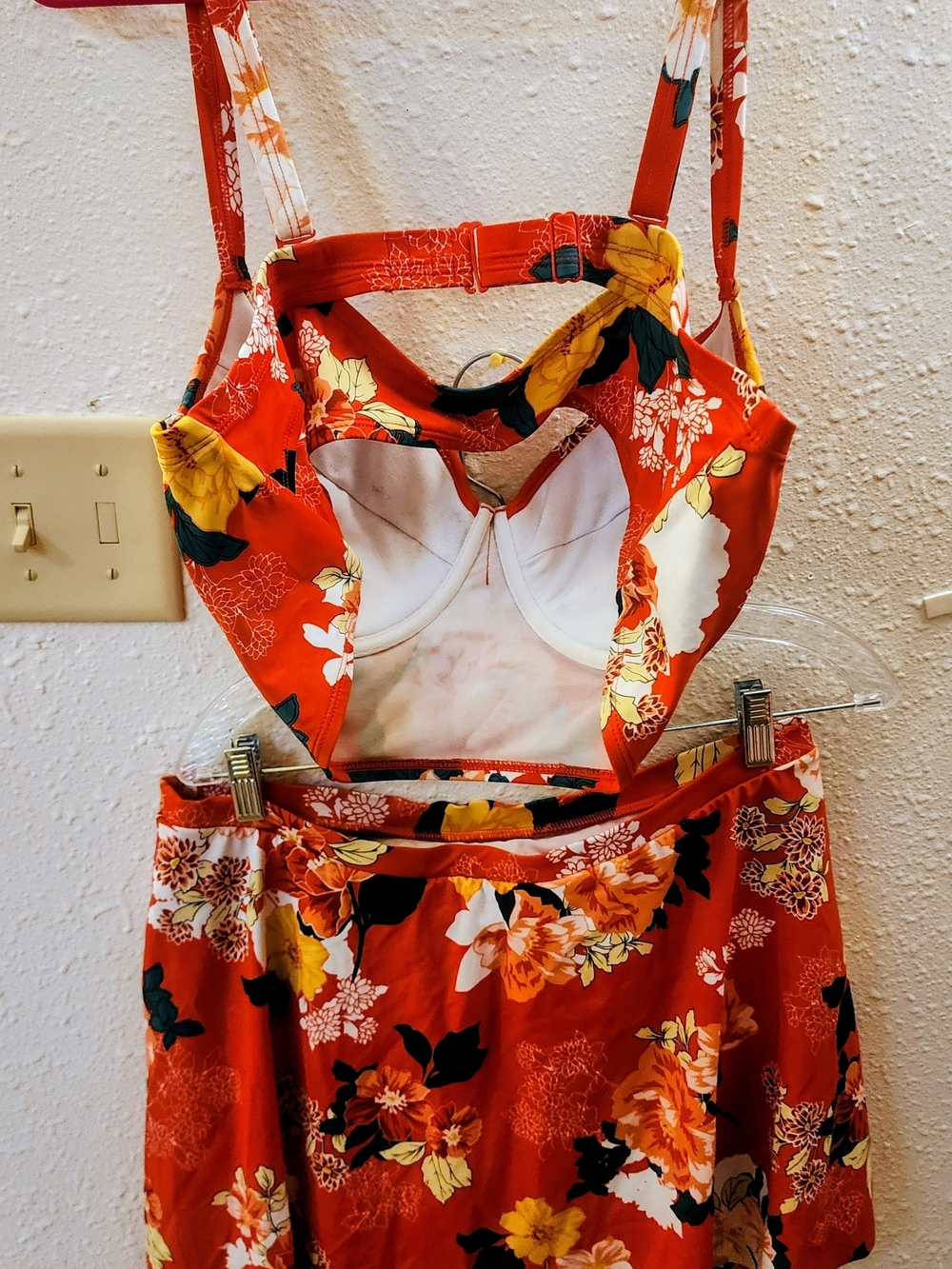 SZ 1 torrid Red Floral Two-Piece Swimsuit with Skirted Bottom - Picture 9 of 12